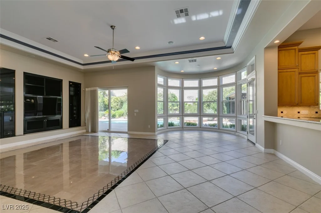 213 Villa Borghese, Las Vegas, NV 89138