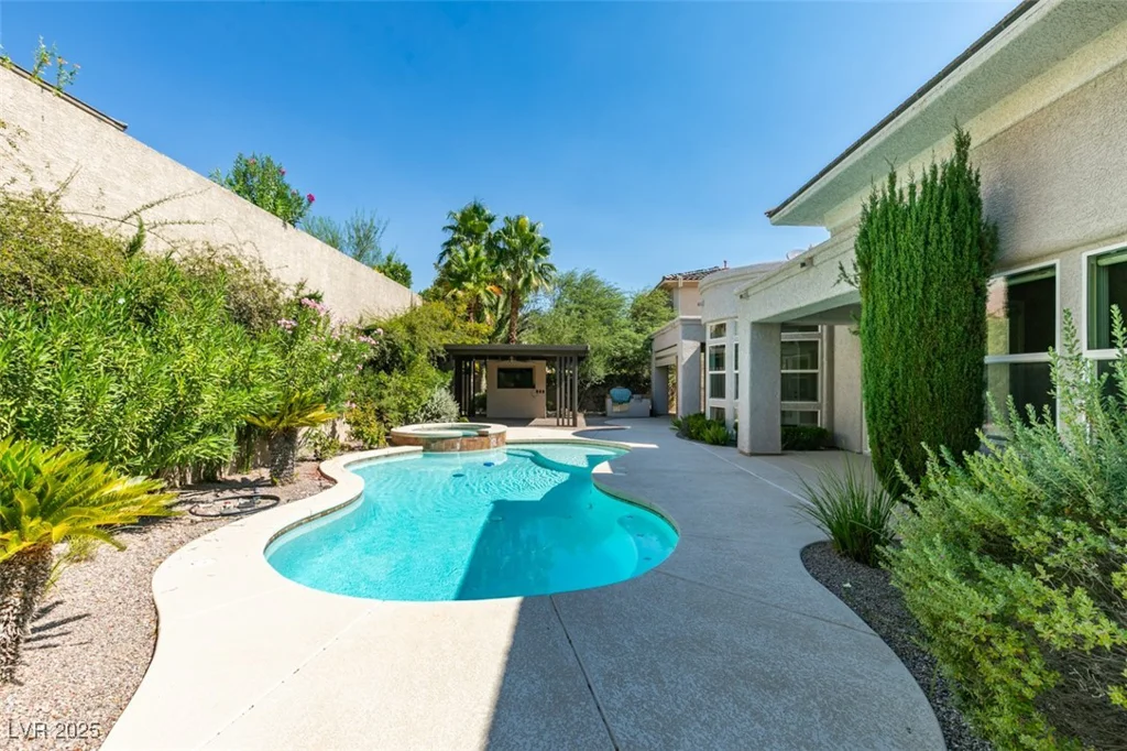 213 Villa Borghese, Las Vegas, NV 89138