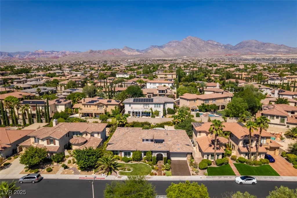 213 Villa Borghese, Las Vegas, NV 89138