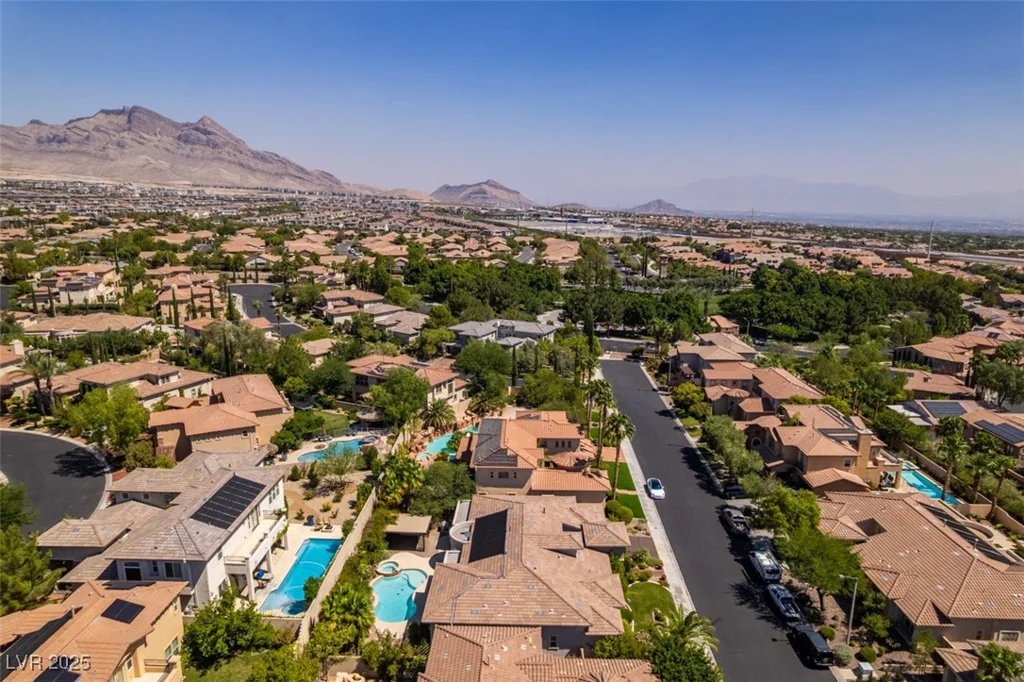 213 Villa Borghese, Las Vegas, NV 89138