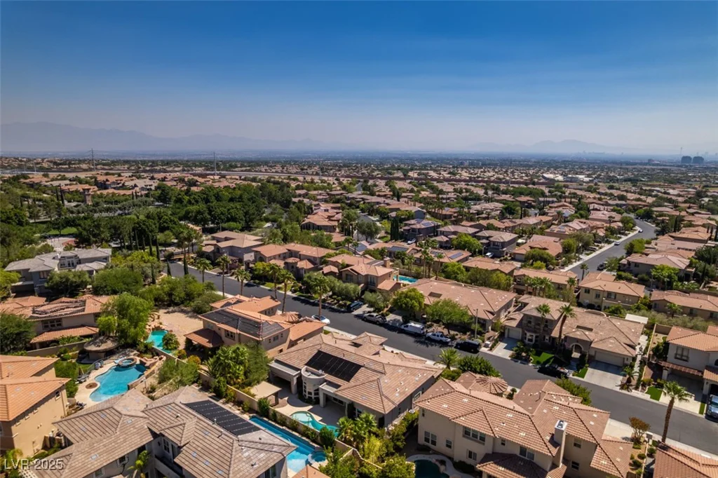 213 Villa Borghese, Las Vegas, NV 89138