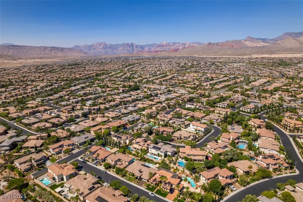 213 Villa Borghese, Las Vegas, NV 89138