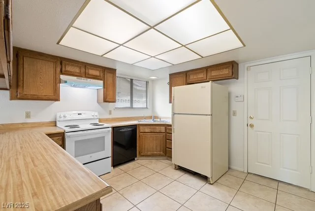 7101 Carrondale, Las Vegas, NV 89128