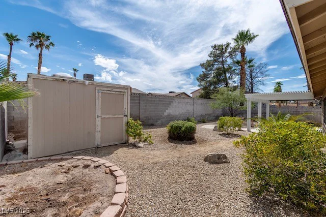 7101 Carrondale, Las Vegas, NV 89128