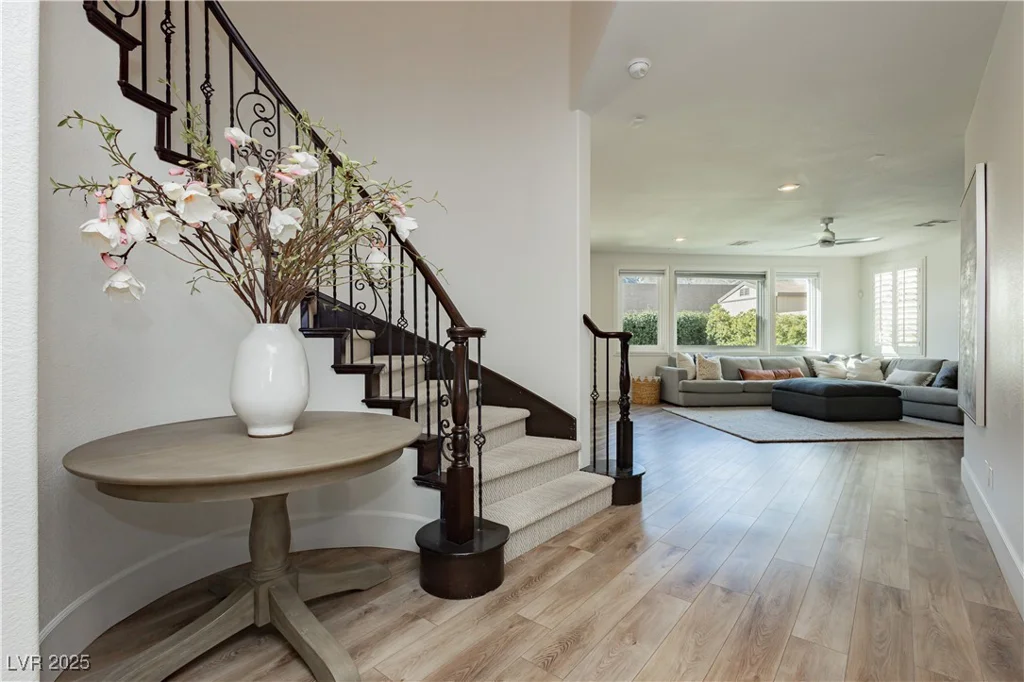 29 Blue Valley, Henderson, NV 89002