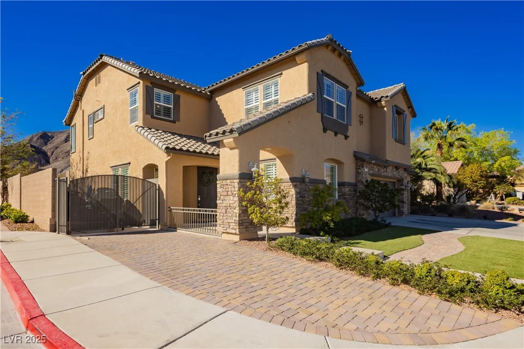 29 Blue Valley, Henderson, NV 89002