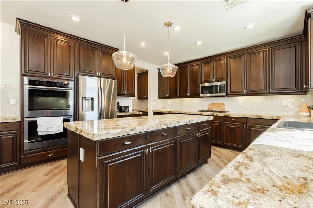 29 Blue Valley, Henderson, NV 89002
