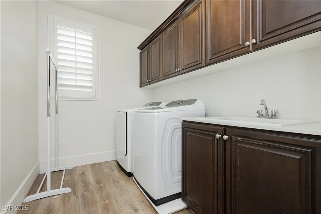 29 Blue Valley, Henderson, NV 89002