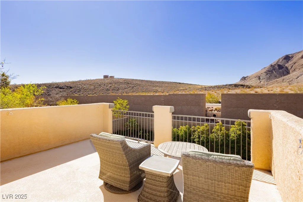 29 Blue Valley, Henderson, NV 89002