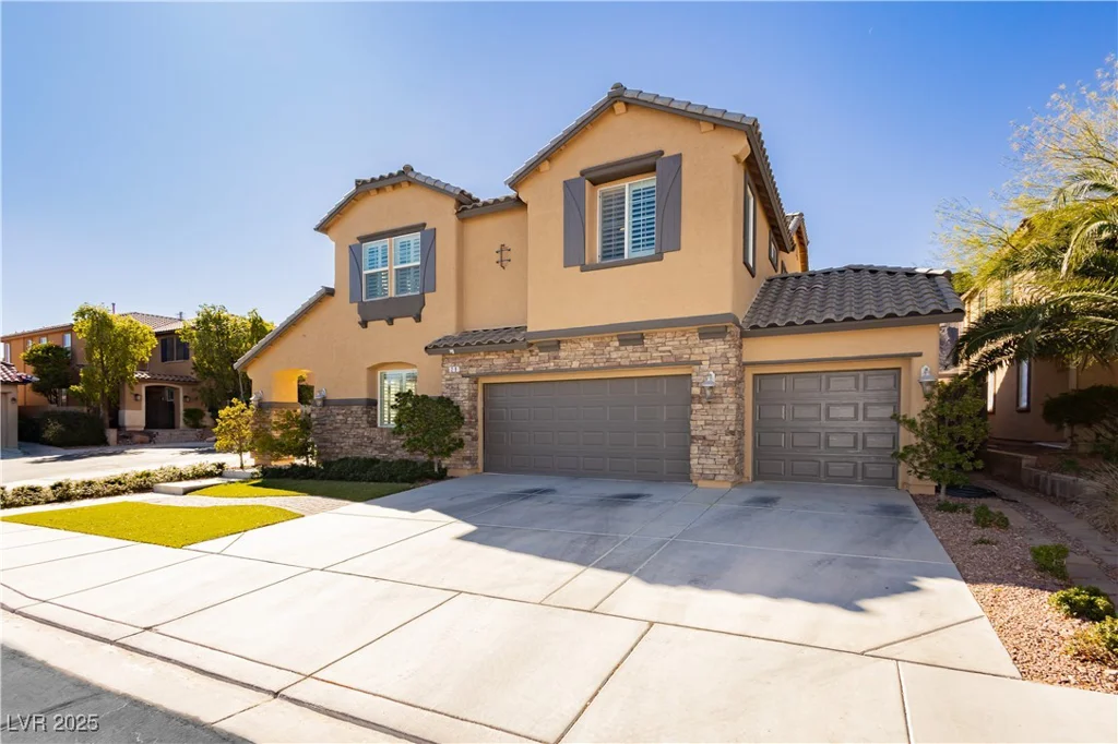 29 Blue Valley, Henderson, NV 89002