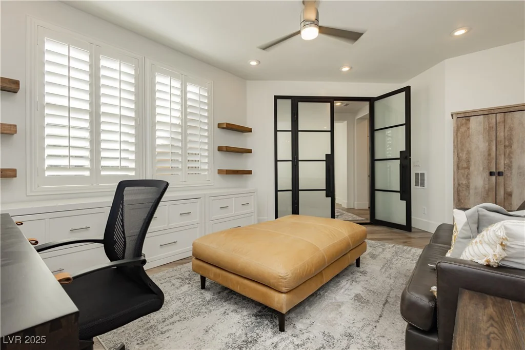 29 Blue Valley, Henderson, NV 89002
