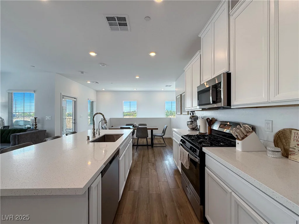 7308 Decatur, Las Vegas, NV 89131