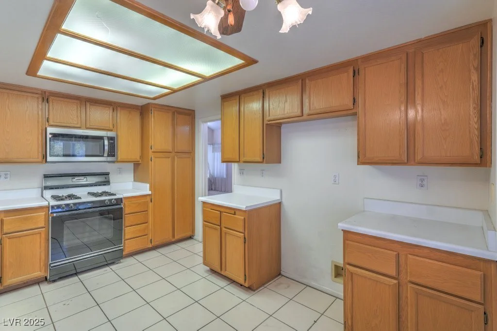 1432 WALSTONE, North Las Vegas, NV 89031