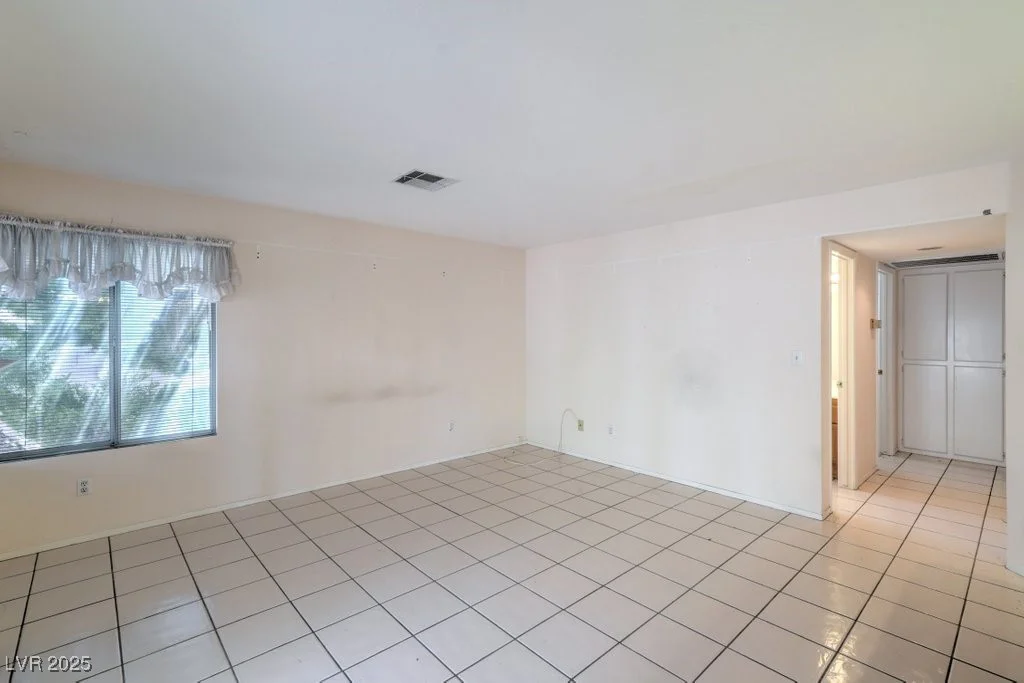 1432 WALSTONE, North Las Vegas, NV 89031