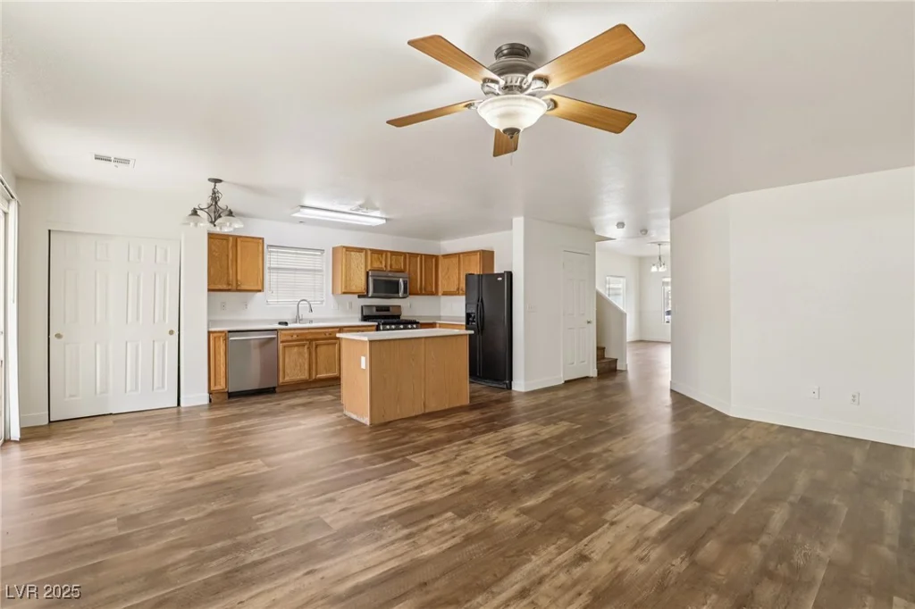 5501 Leadville, Las Vegas, NV 89130
