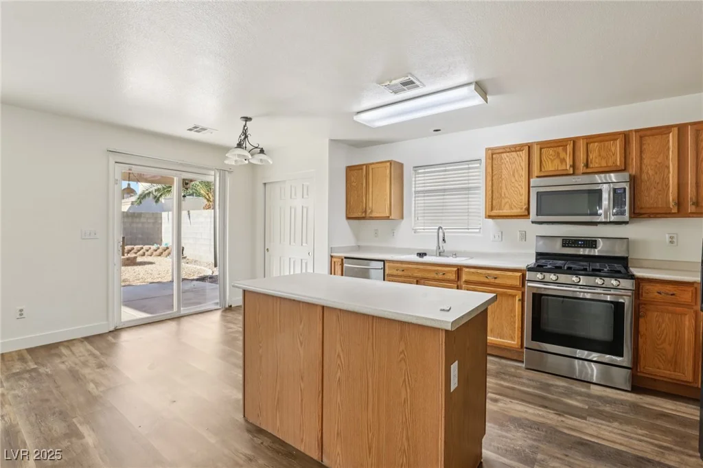 5501 Leadville, Las Vegas, NV 89130