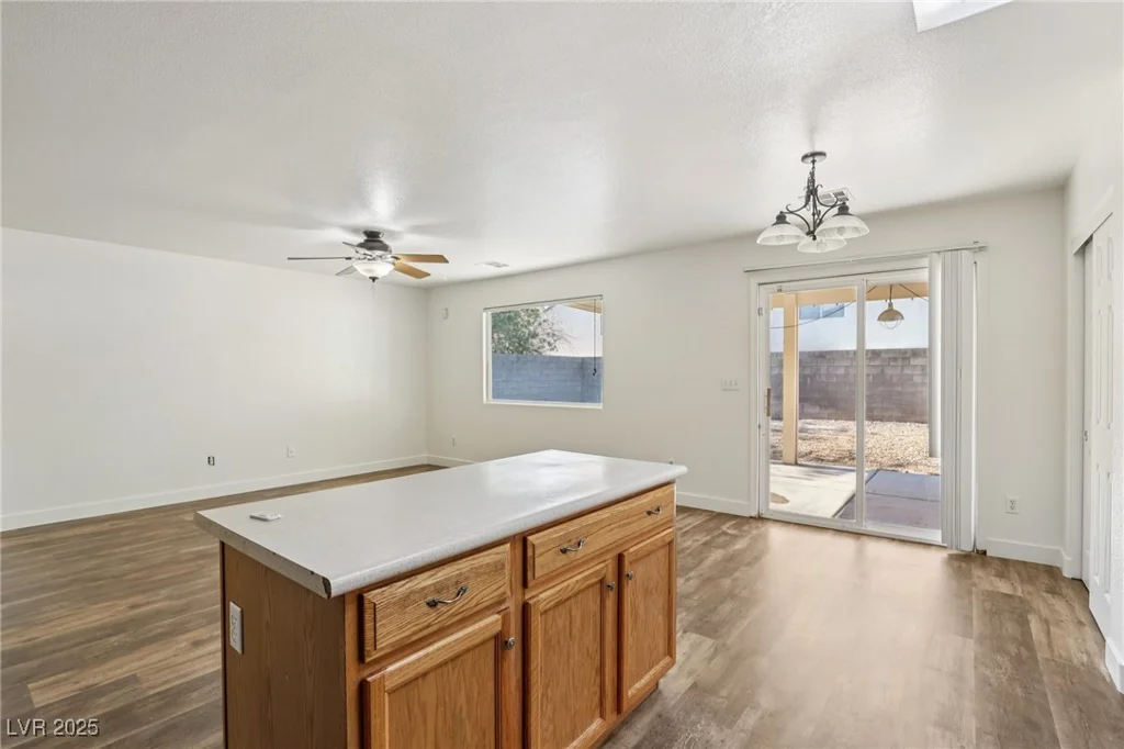 5501 Leadville, Las Vegas, NV 89130