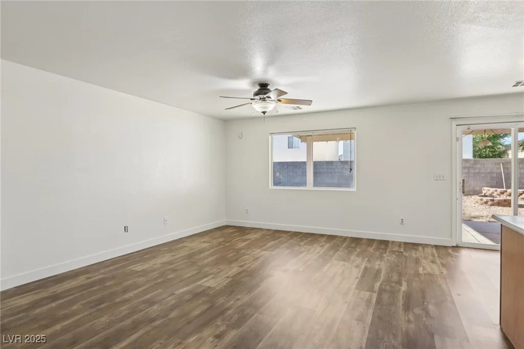 5501 Leadville, Las Vegas, NV 89130