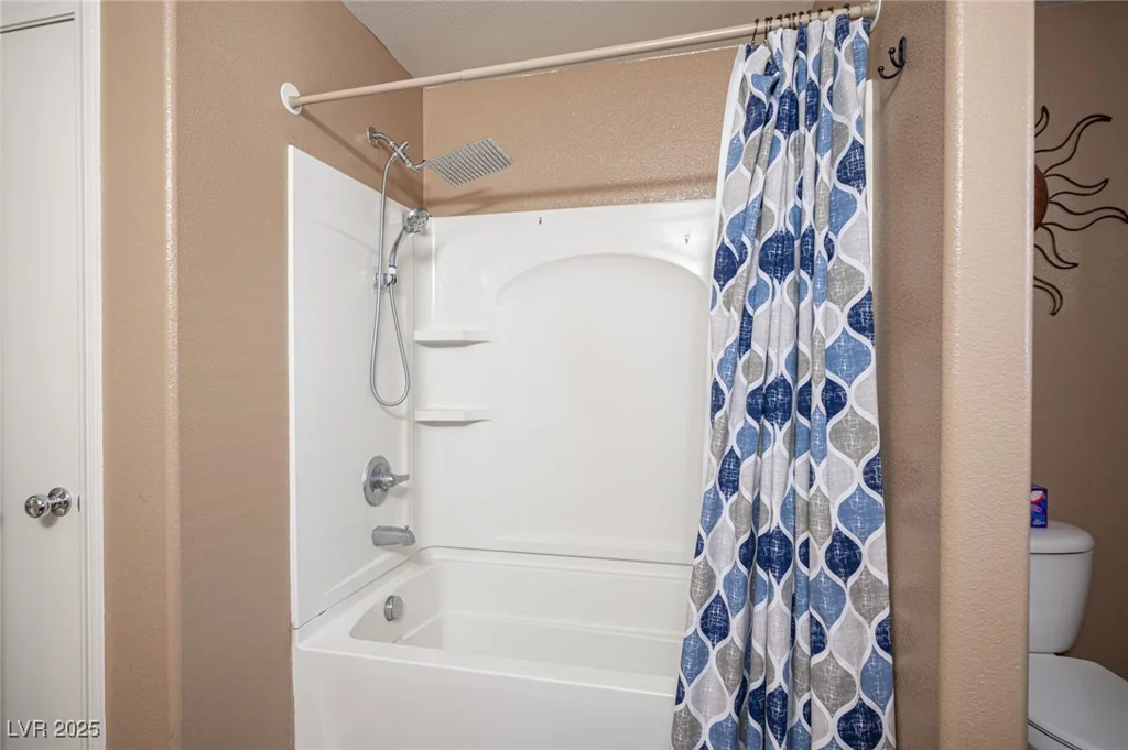121 Snow Dome, North Las Vegas, NV 89031