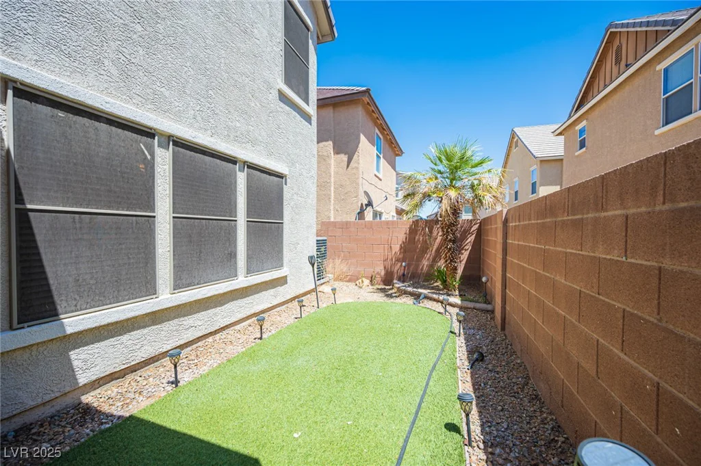 121 Snow Dome, North Las Vegas, NV 89031