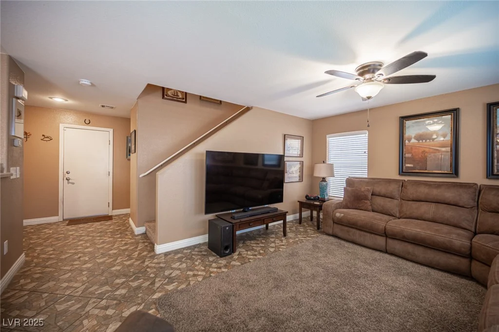 121 Snow Dome, North Las Vegas, NV 89031