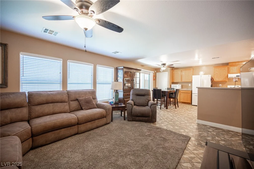 121 Snow Dome, North Las Vegas, NV 89031