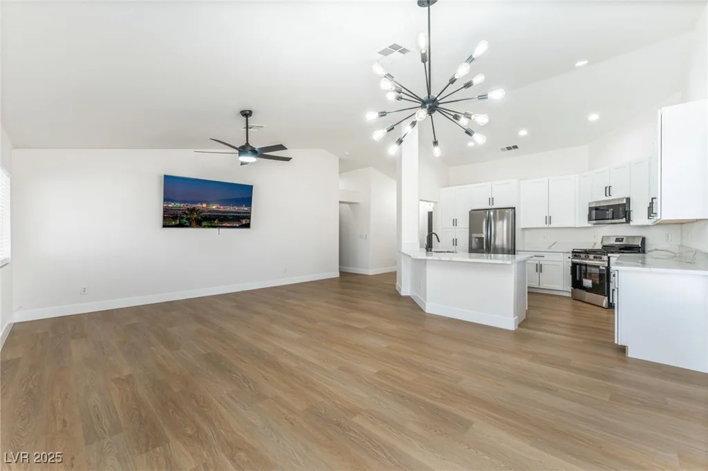 4122 Lightfoot, North Las Vegas, NV 89032