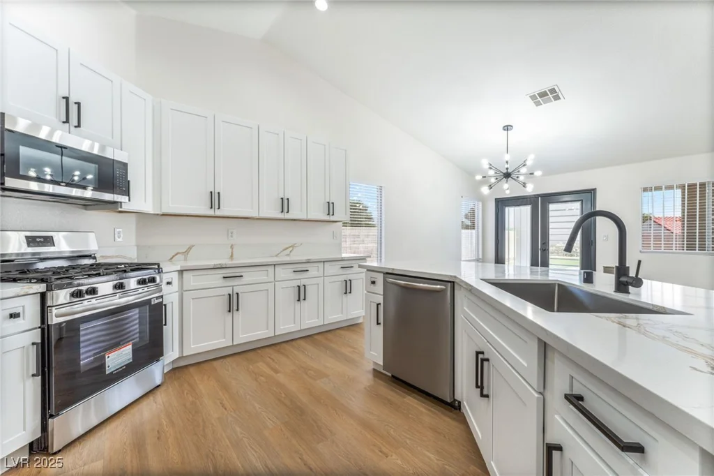 4122 Lightfoot, North Las Vegas, NV 89032