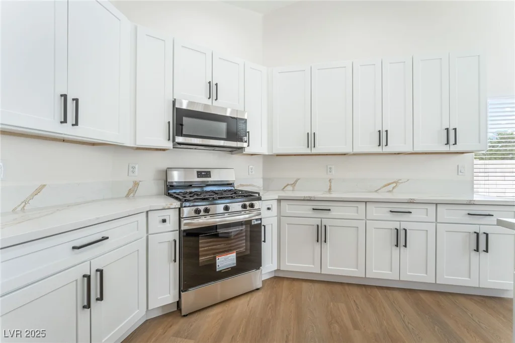 4122 Lightfoot, North Las Vegas, NV 89032