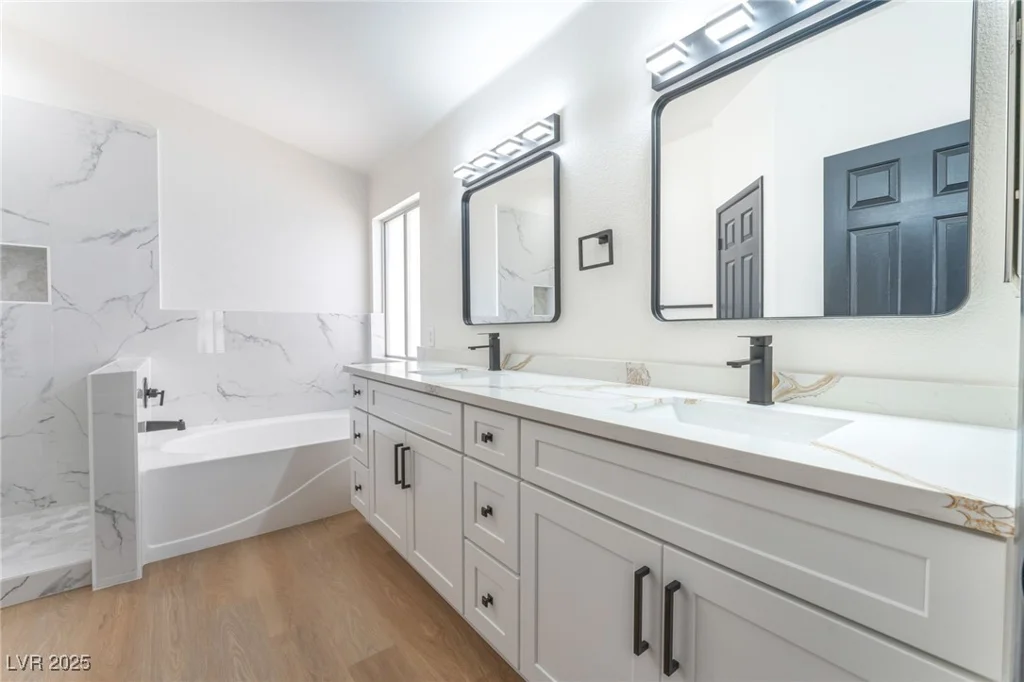 4122 Lightfoot, North Las Vegas, NV 89032