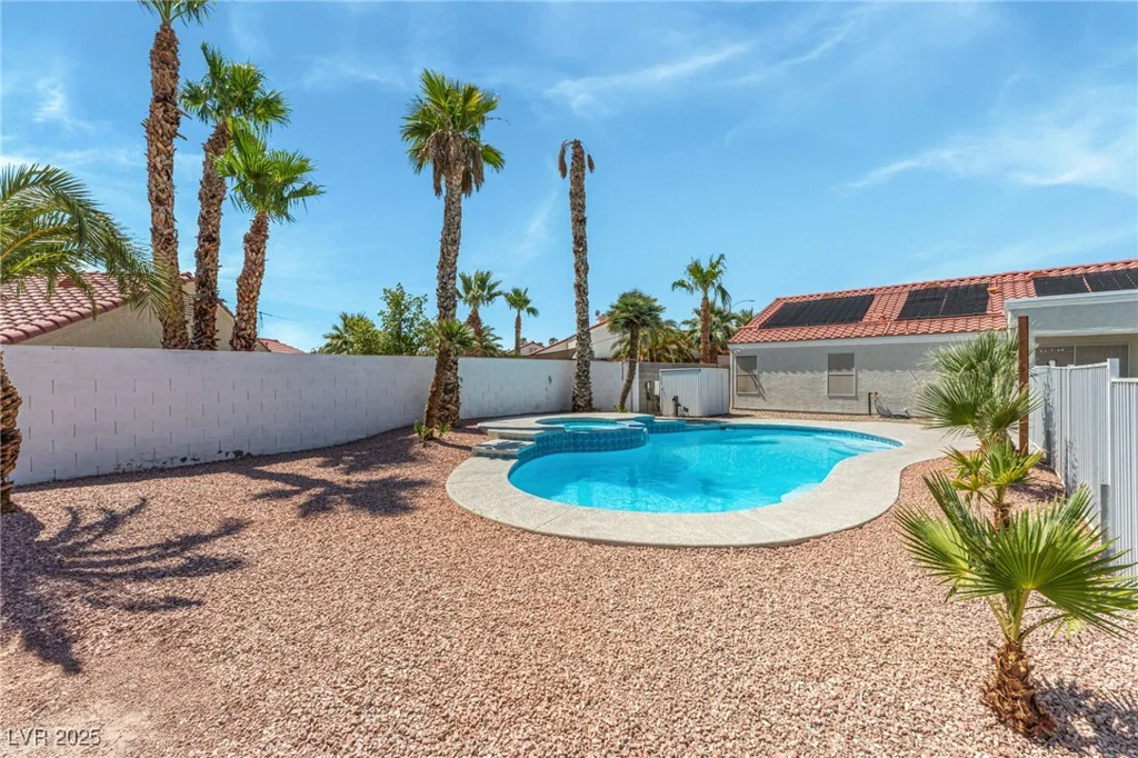 4122 Lightfoot, North Las Vegas, NV 89032