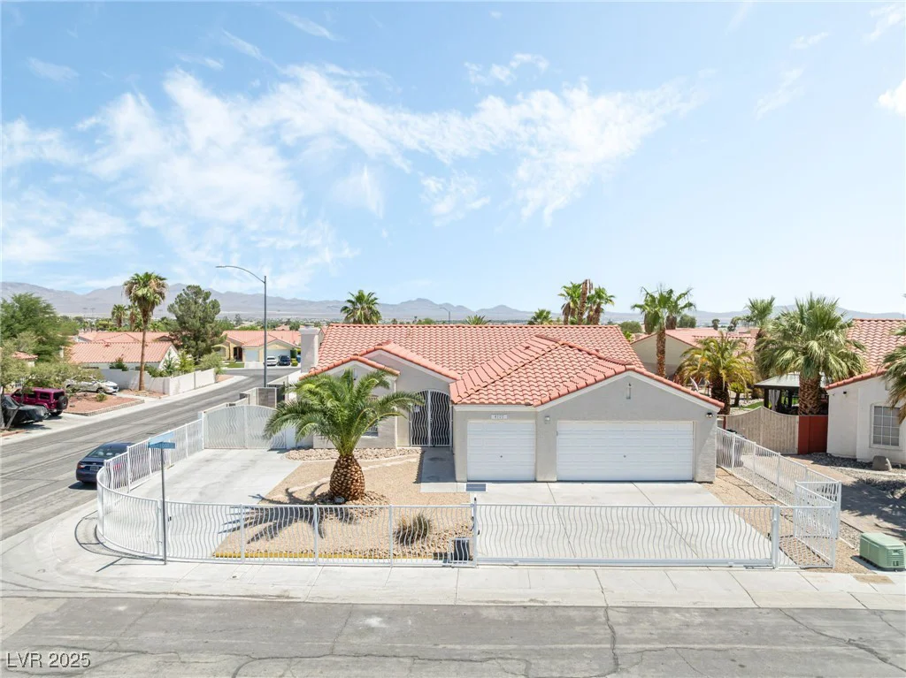 4122 Lightfoot, North Las Vegas, NV 89032