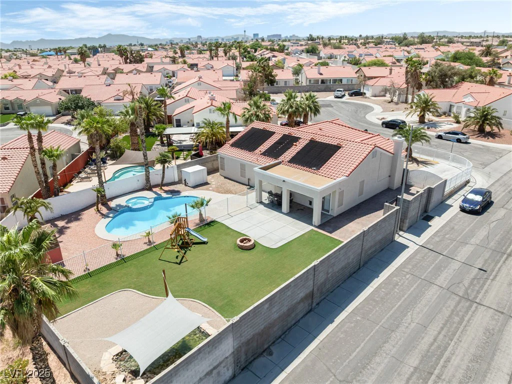 4122 Lightfoot, North Las Vegas, NV 89032