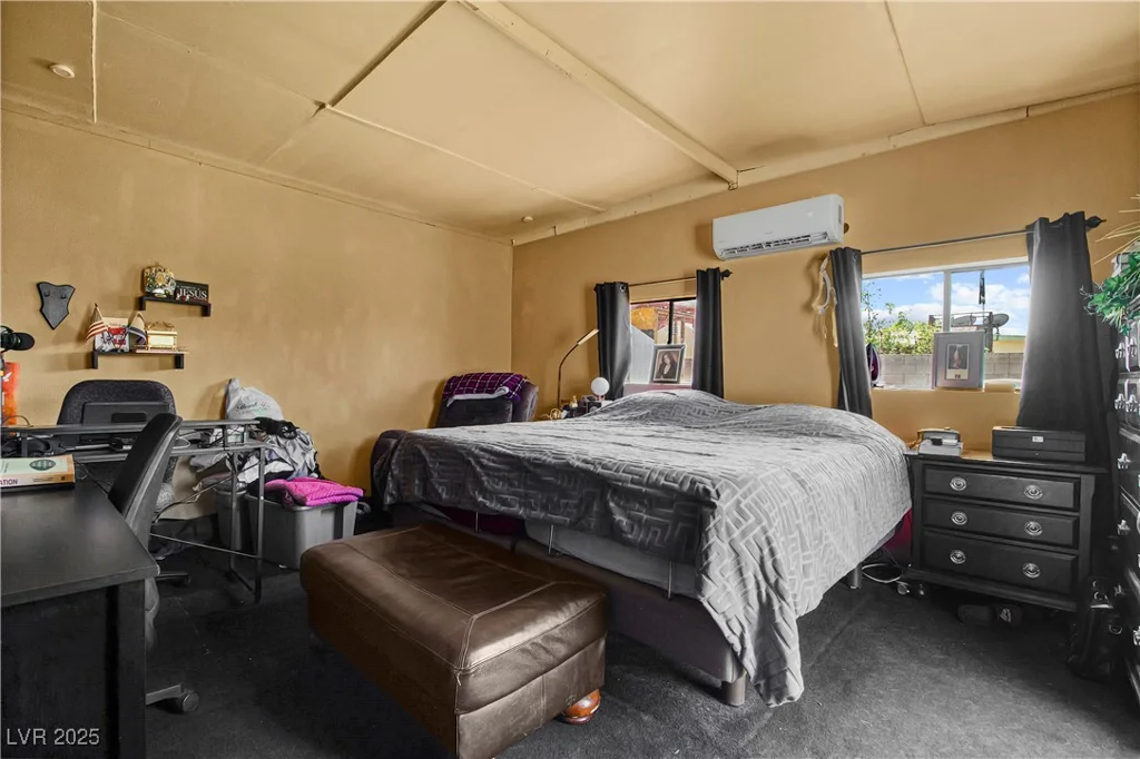 2837 Hickey, North Las Vegas, NV 89030