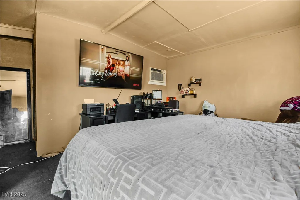 2837 Hickey, North Las Vegas, NV 89030