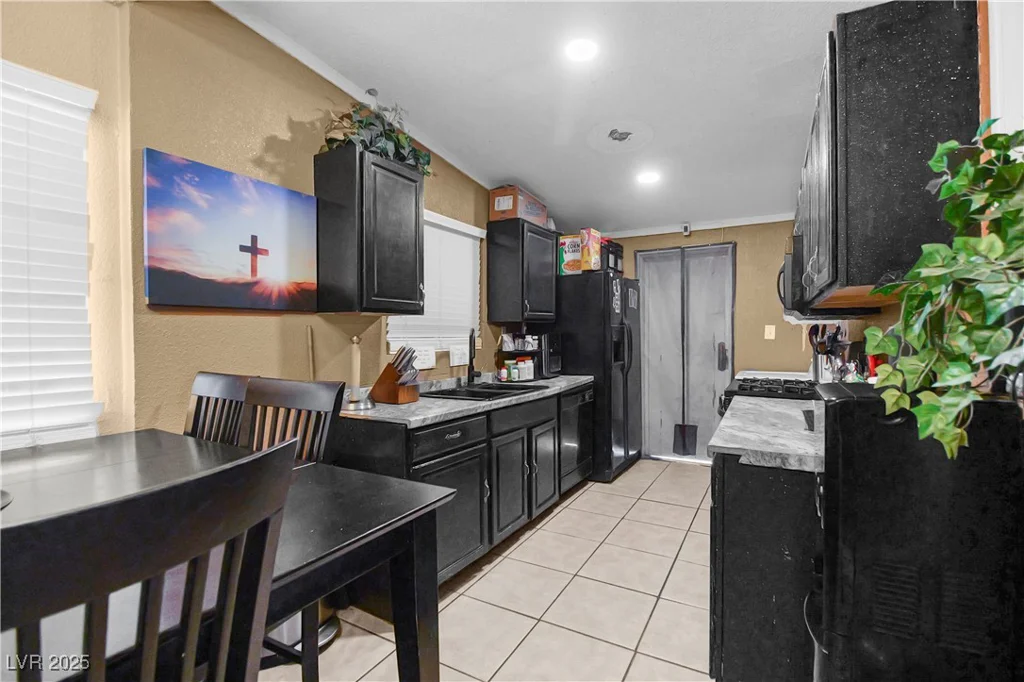 2837 Hickey, North Las Vegas, NV 89030