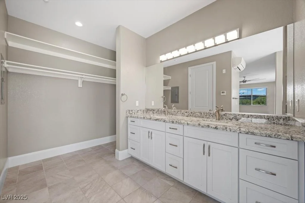 7140 La Cienega, Las Vegas, NV 89119