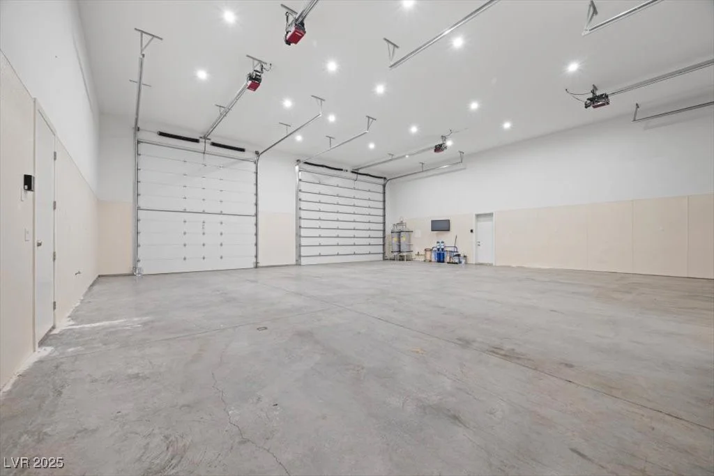 7140 La Cienega, Las Vegas, NV 89119