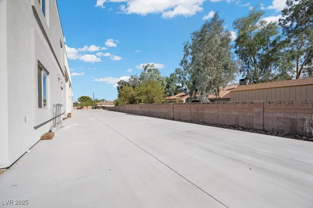 7140 La Cienega, Las Vegas, NV 89119
