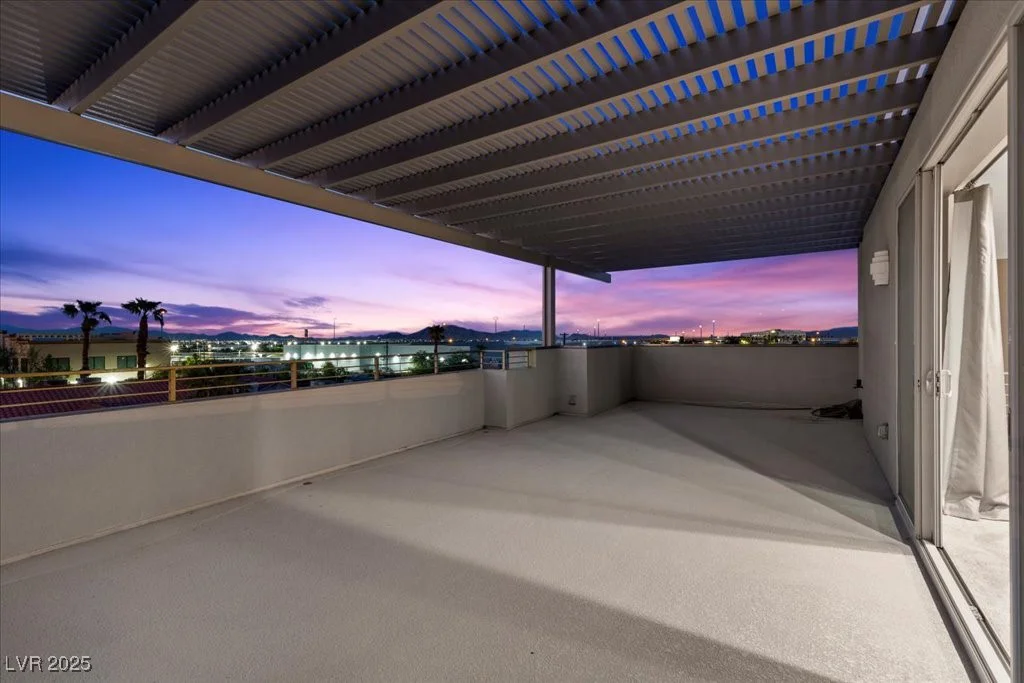 7140 La Cienega, Las Vegas, NV 89119