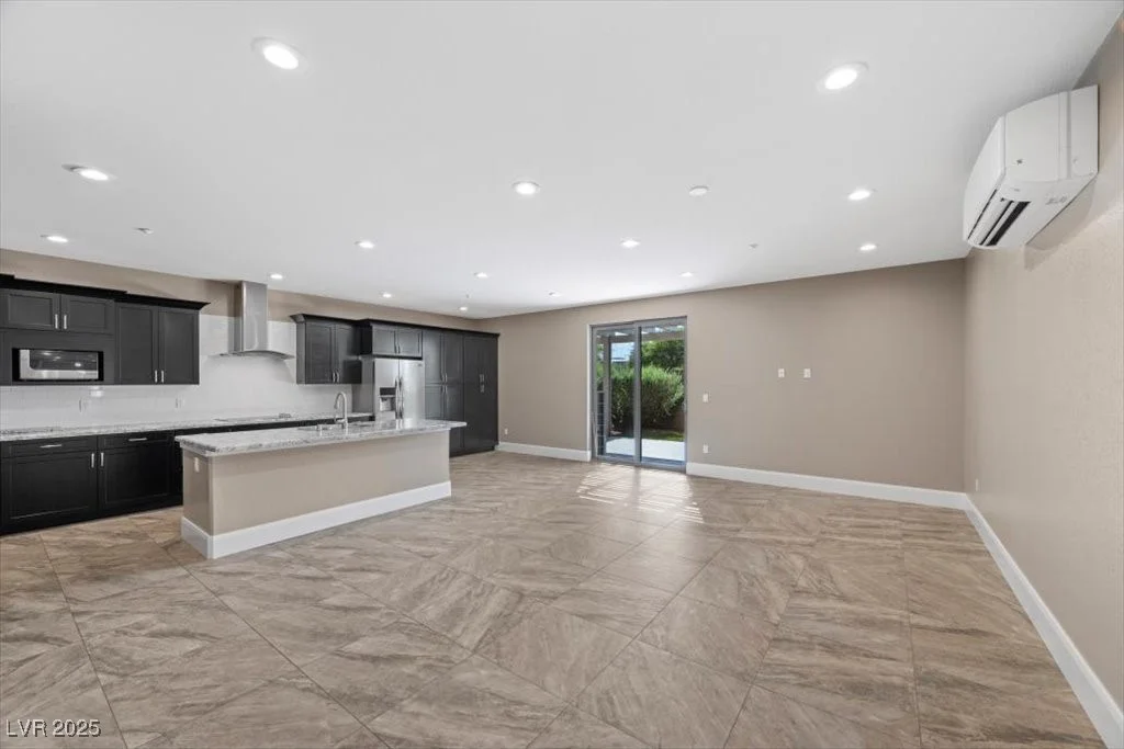 7140 La Cienega, Las Vegas, NV 89119