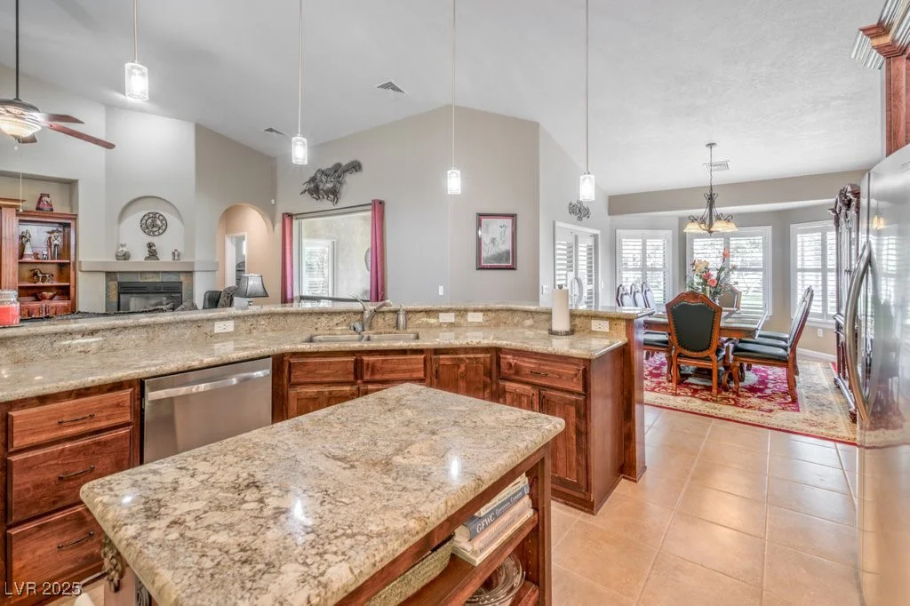 5701 Mary Lou, Pahrump, NV 89061