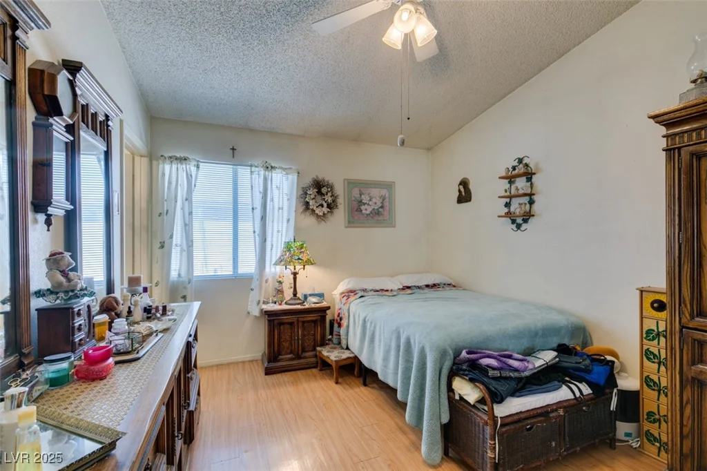 3854 Twinkle Star, Las Vegas, NV 89115