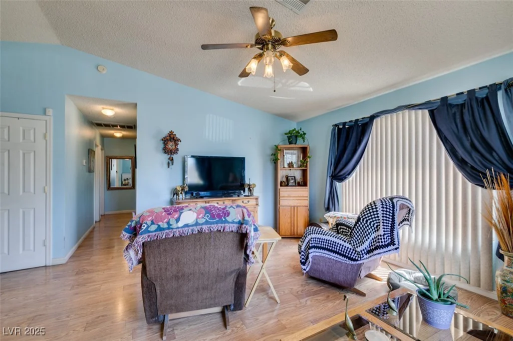 3854 Twinkle Star, Las Vegas, NV 89115