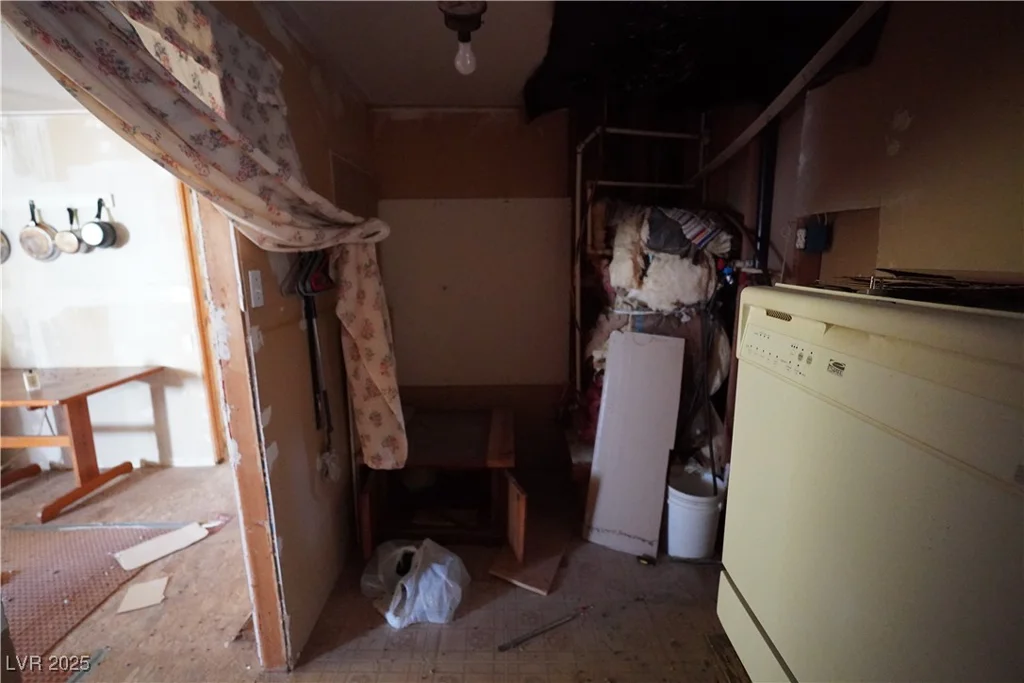 5170 Corrine, Pahrump, NV 89048
