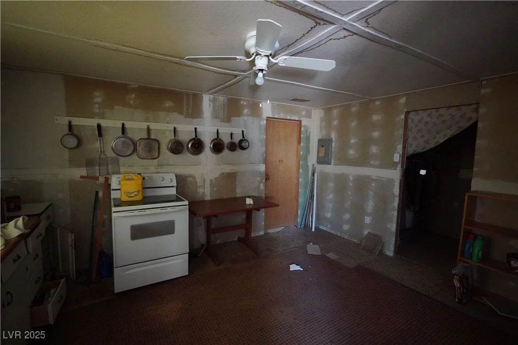 5170 Corrine, Pahrump, NV 89048