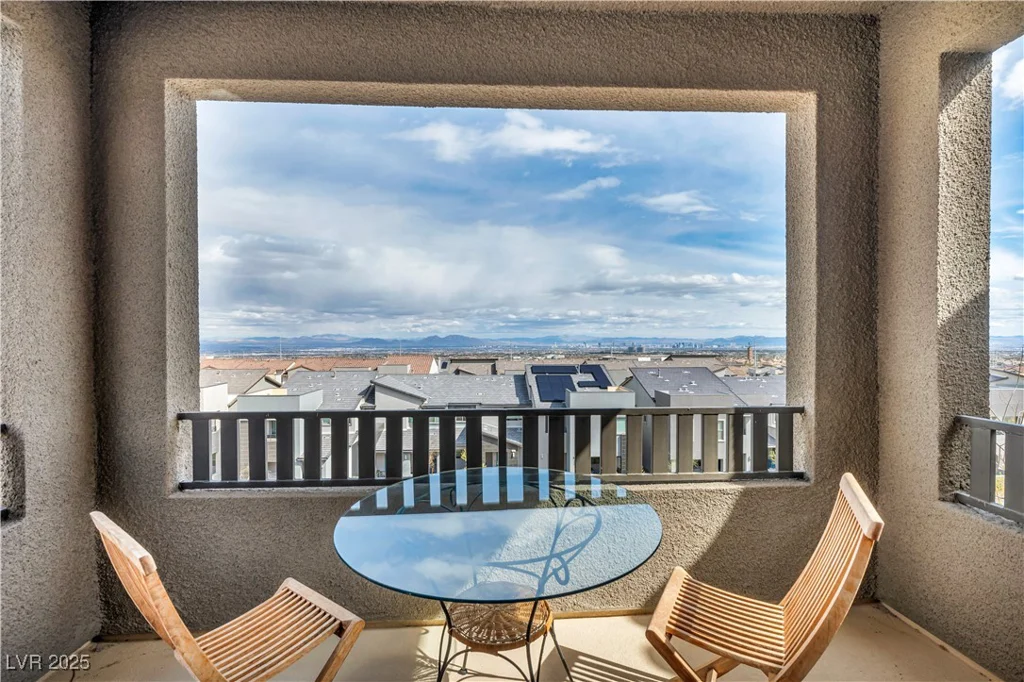 500 Pear Lake St, Las Vegas, NV 89138