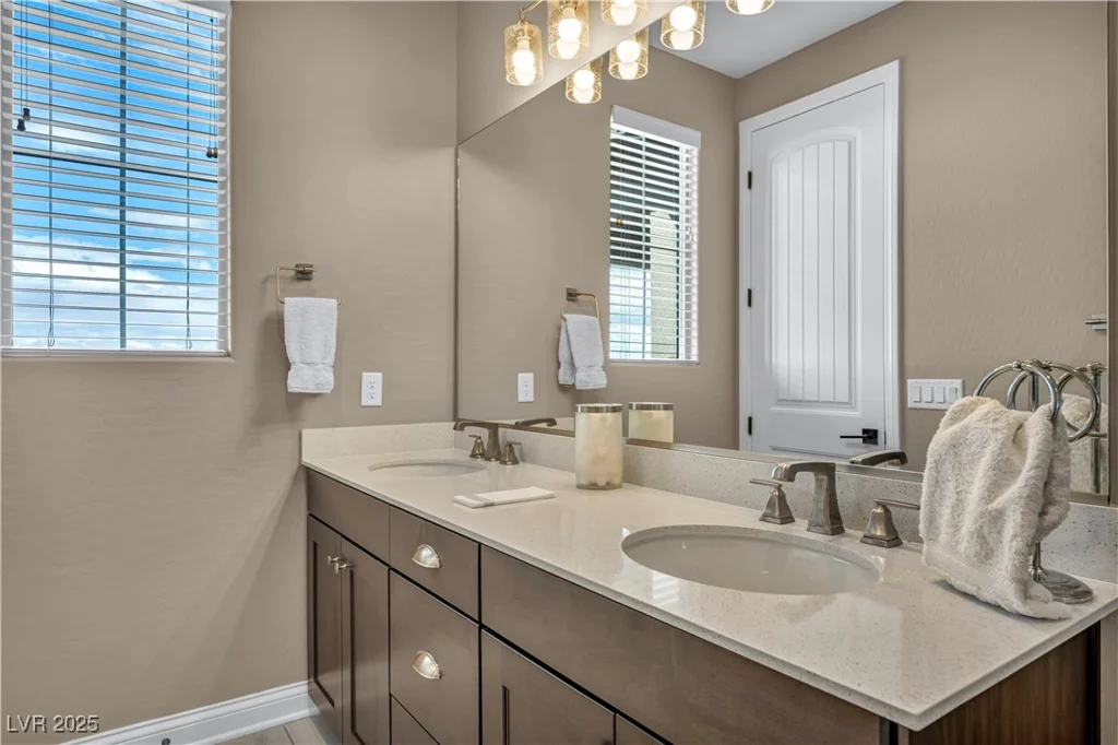 500 Pear Lake St, Las Vegas, NV 89138