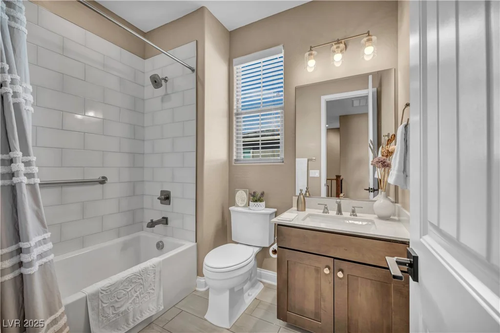 500 Pear Lake St, Las Vegas, NV 89138
