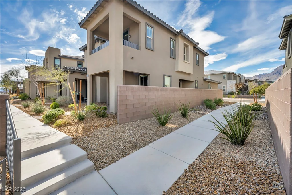 500 Pear Lake St, Las Vegas, NV 89138